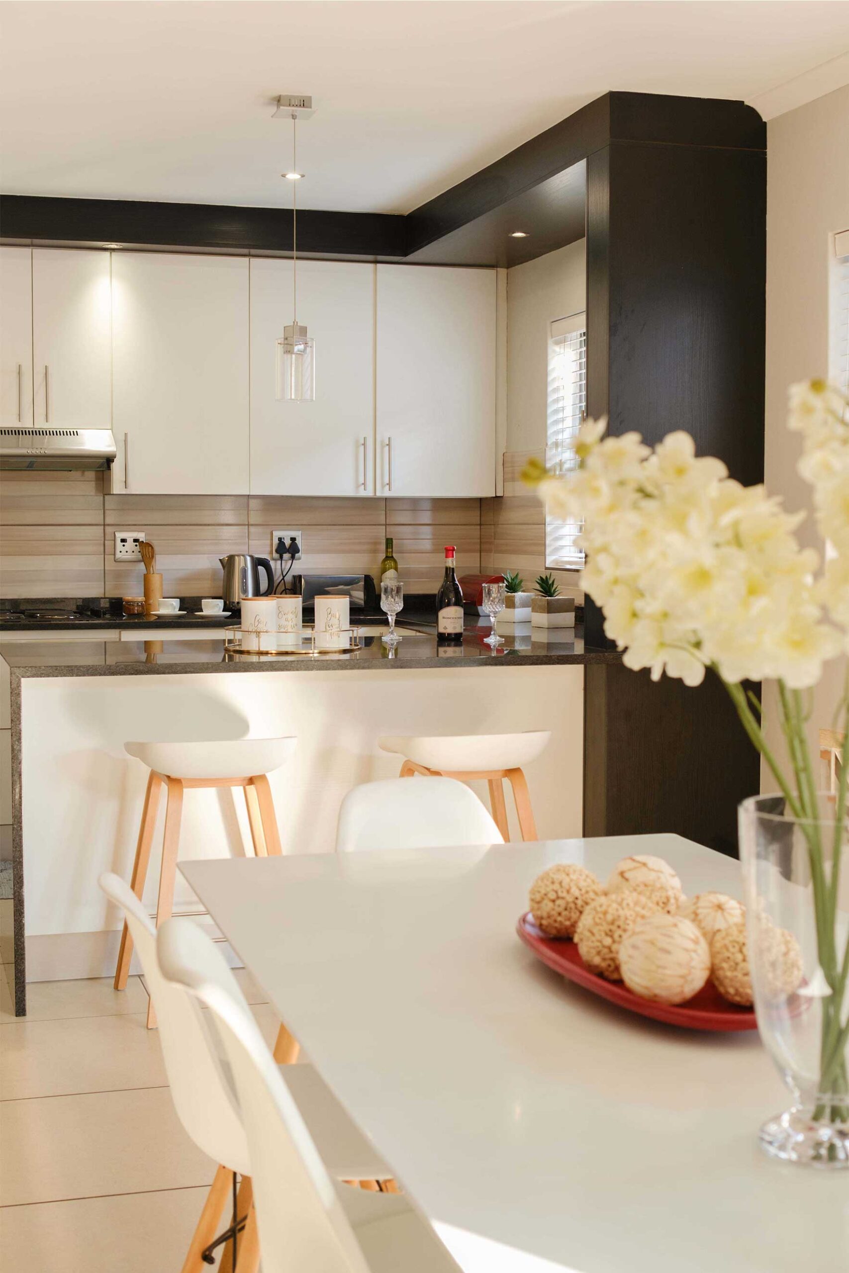 MLMK Townhouse No. 30, three-bedroom self-catering home in Burgundy Estate Milnerton